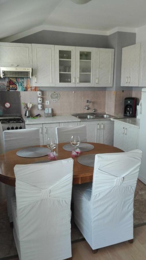 Apartman Nicole Apartment Zadar Exterior photo